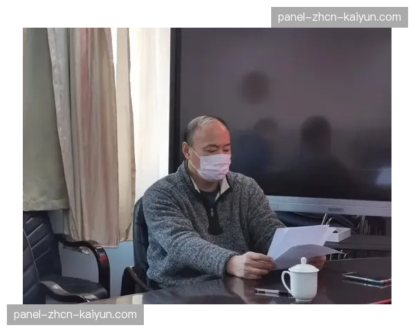 中国篮协举办教练员研讨会,欧洲讲师分享转换防守体系构建 中国篮协举办教练员研讨会,欧洲讲师分享转换防守体系构建